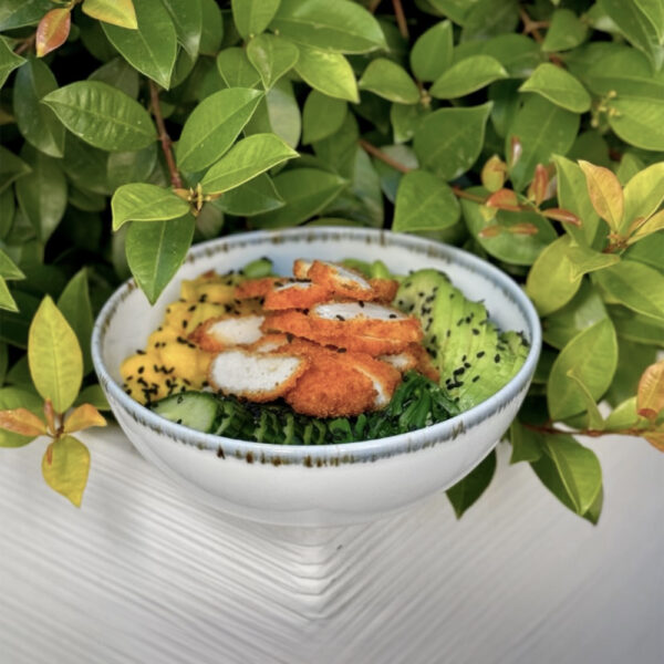 Poke Bowl with crispy chicken