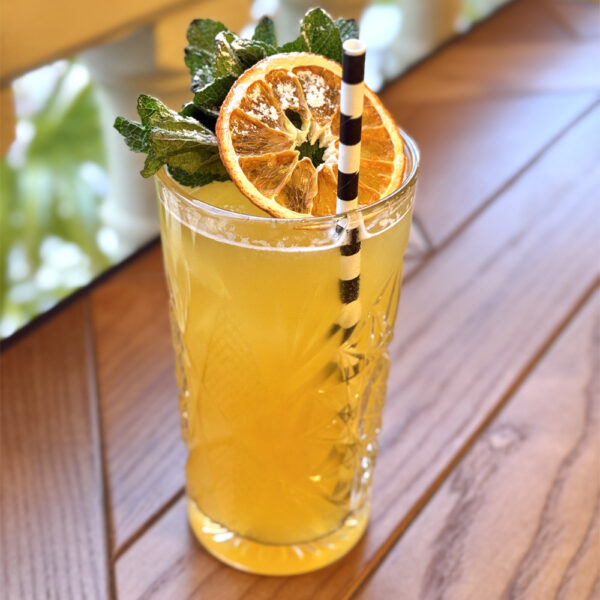 <div style="text-align:center">Passion Fruit Lemonade</div>